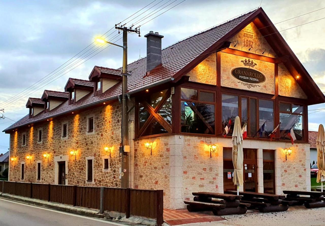 Granarollo Penzion Pizzeria Mlynany ภายนอก รูปภาพ